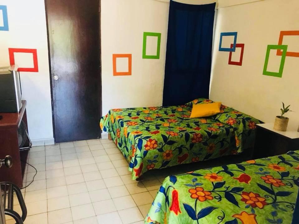 Hotel Zocalo Abuelos Acapulco Kültér fotó