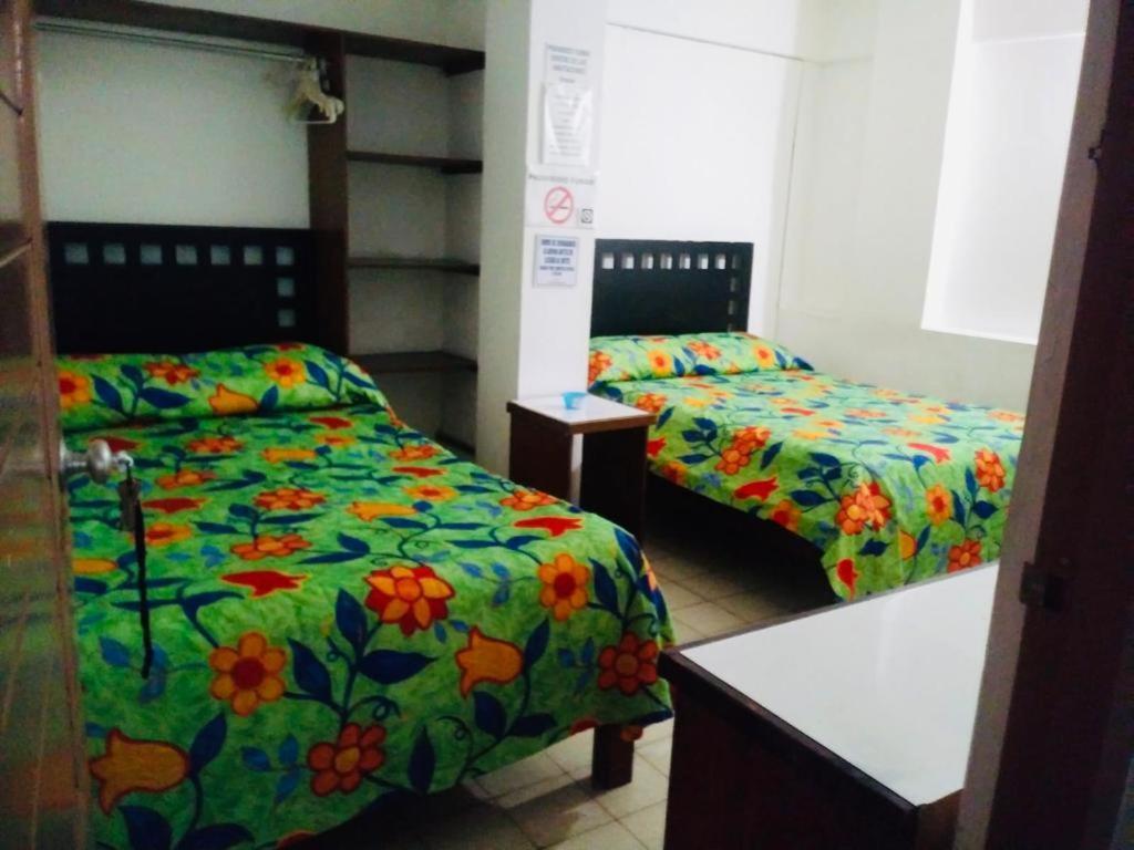 Hotel Zocalo Abuelos Acapulco Kültér fotó